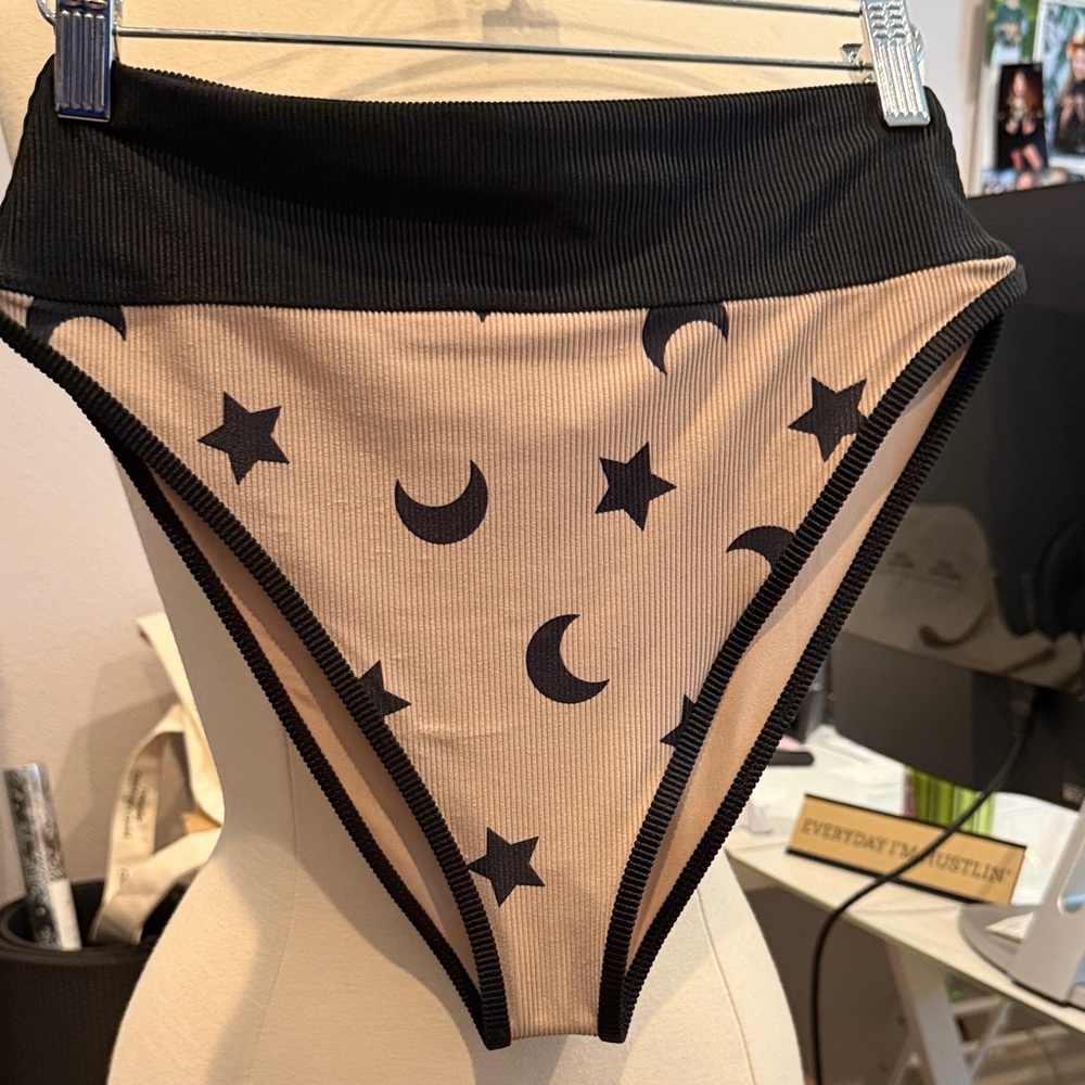 Beach Riot Black and Tan Star Bikini Bottoms